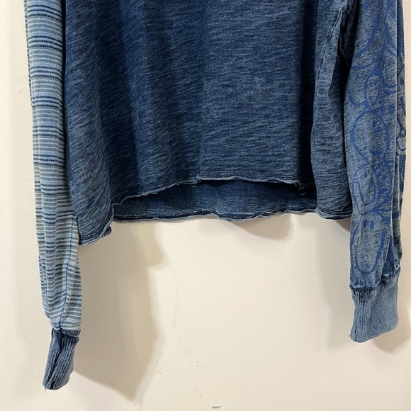 Free People We The Free Trippy Smiley Pullover Size M - Picture 6 of 12